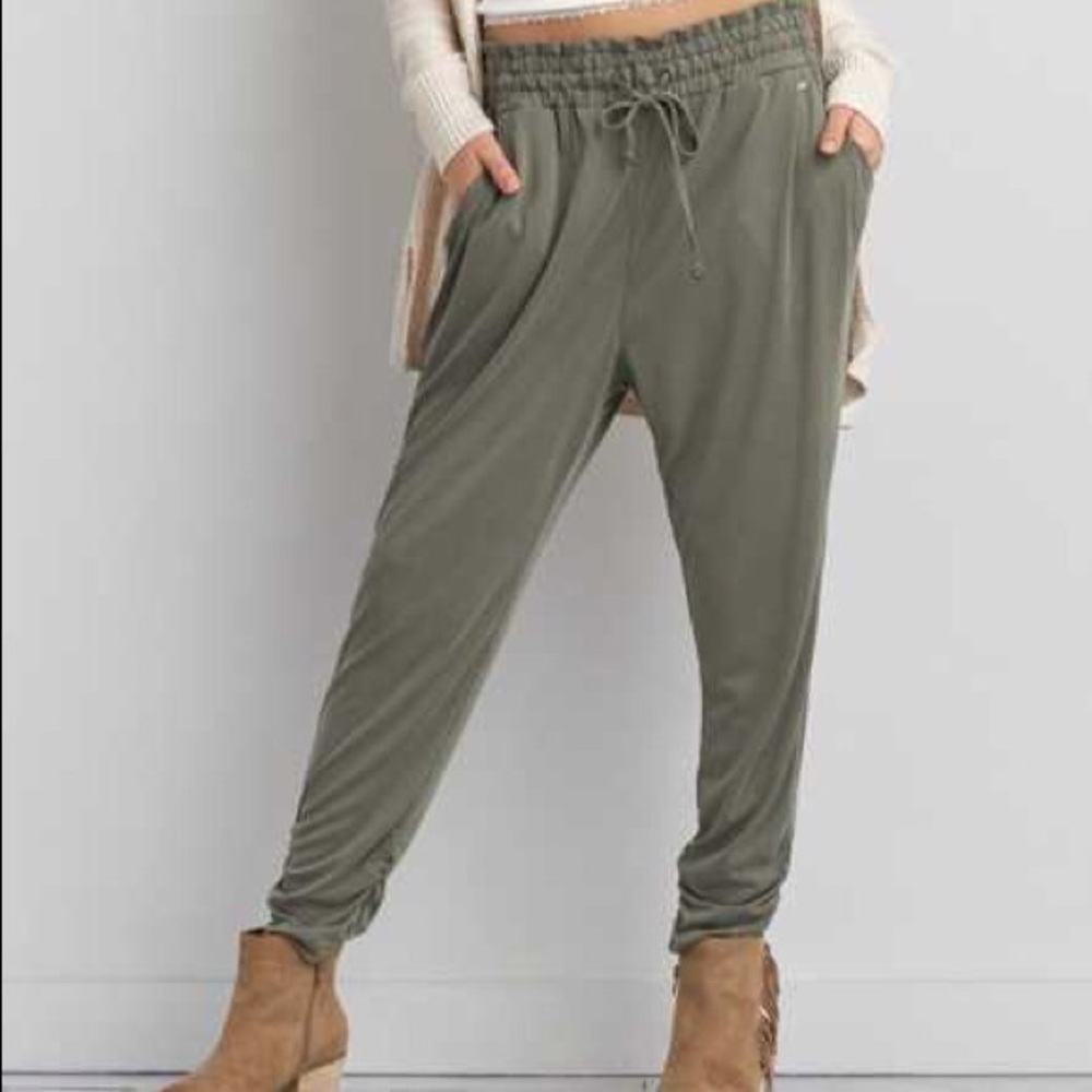 AEO Green harem pants xxs